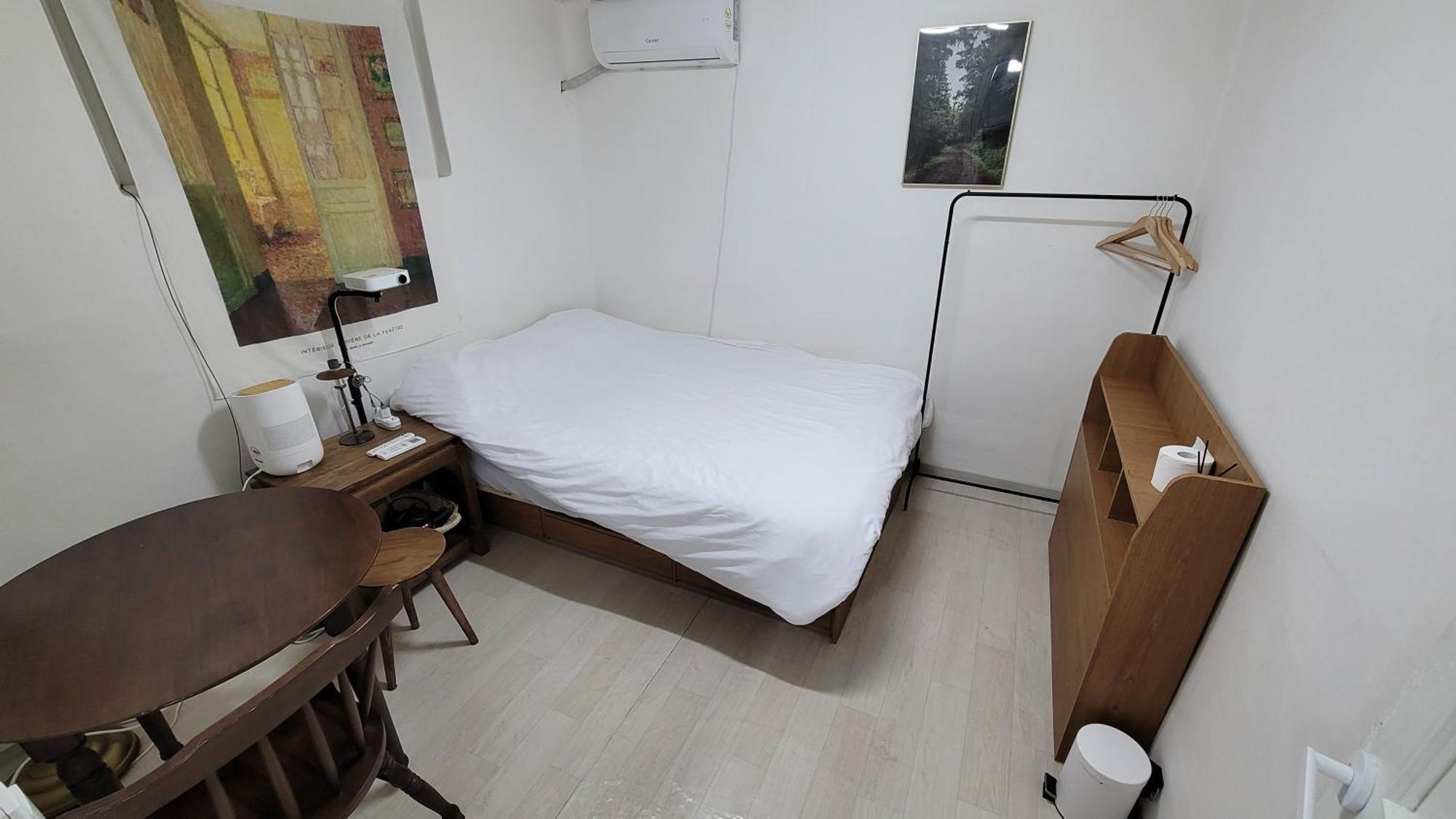 Jackson House #sinchon #ewha #hongdae
